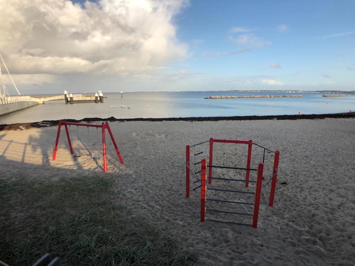 קיל Nur 50M Zum Yachthafen Und 100M Zum Strand מראה חיצוני תמונה